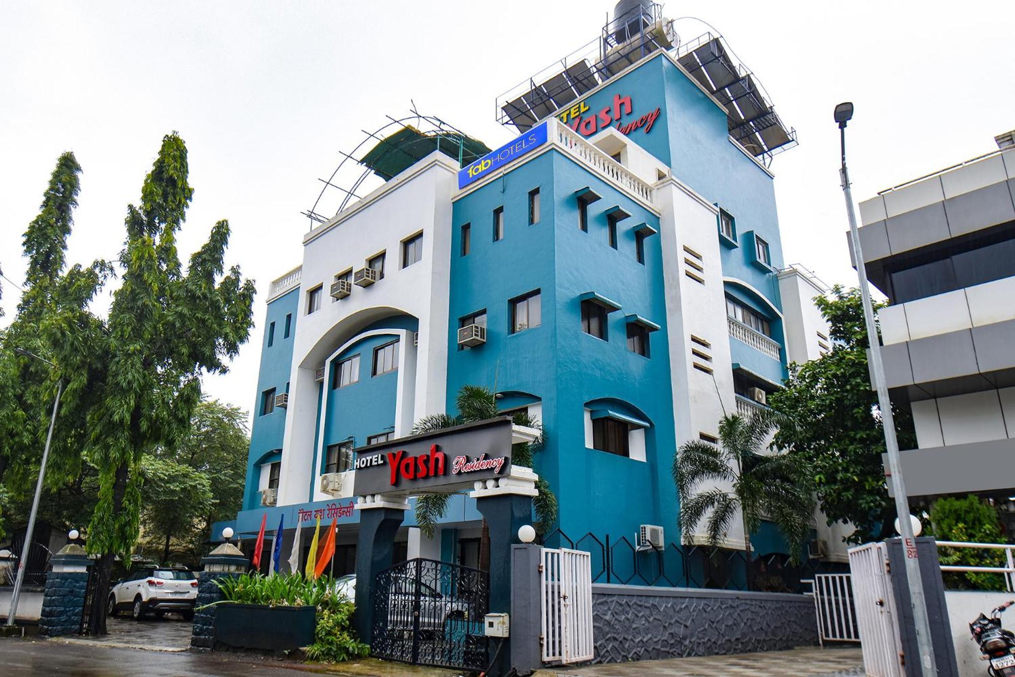 Fabhotel Prime Yash Residency - Nr Lonavala Railway Station ภายนอก รูปภาพ