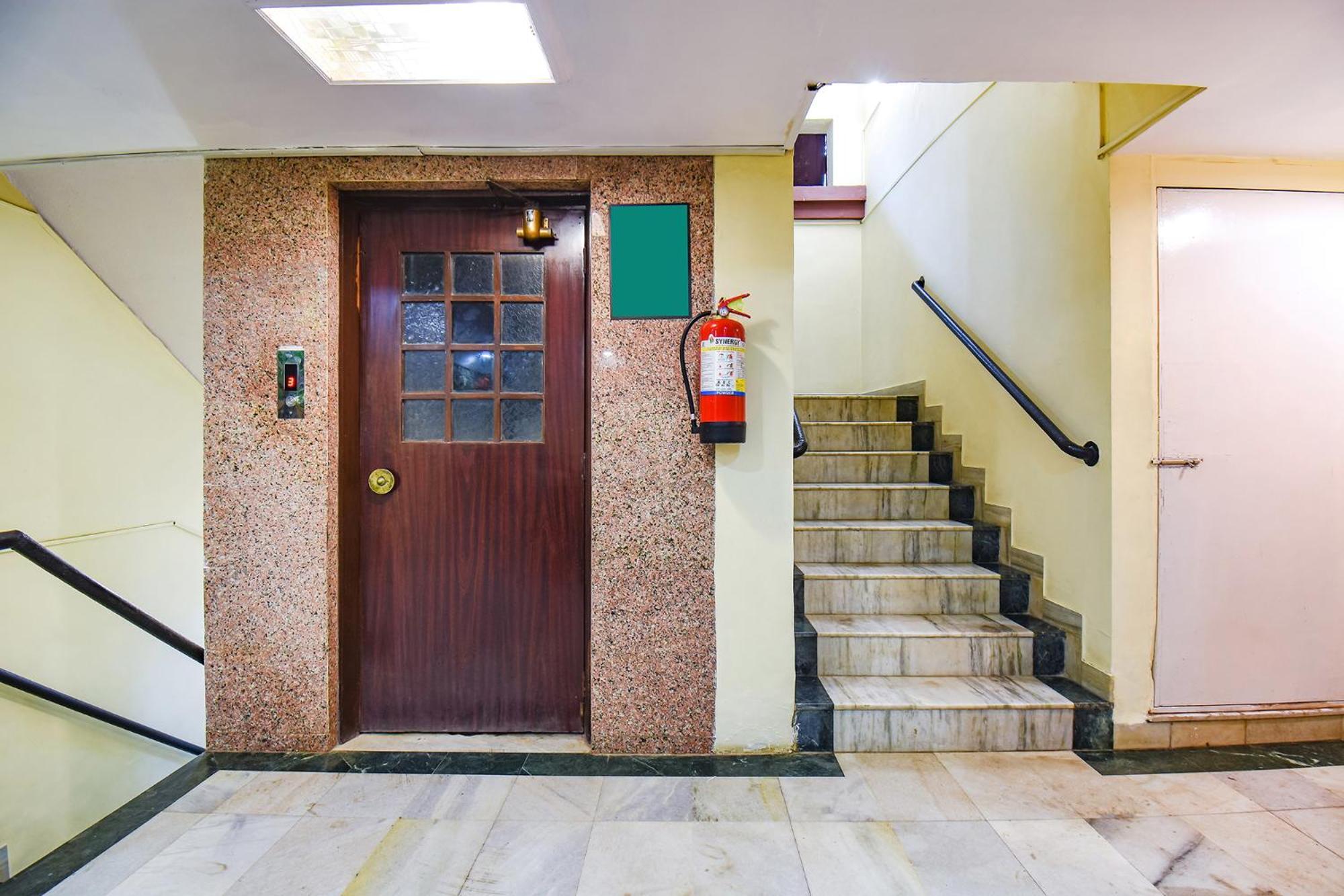 Fabhotel Prime Yash Residency - Nr Lonavala Railway Station ภายนอก รูปภาพ