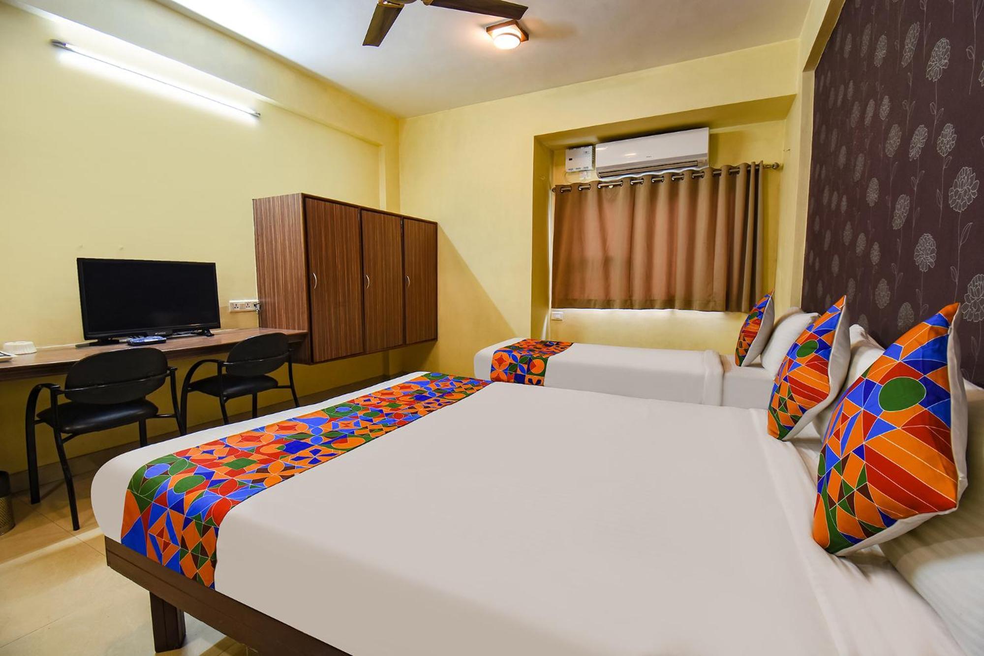 Fabhotel Prime Yash Residency - Nr Lonavala Railway Station ภายนอก รูปภาพ